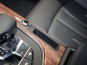 202040 TFSI quattro A п؅^(q)