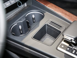 202040 TFSI quattro A п؅^(q)