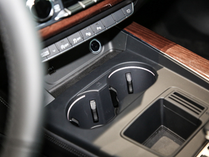 202040 TFSI quattro A п؅^(q)