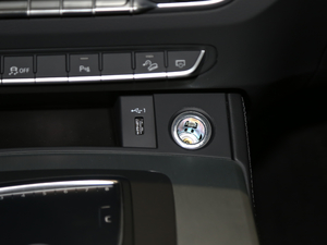 202040 TFSI sr п؅^