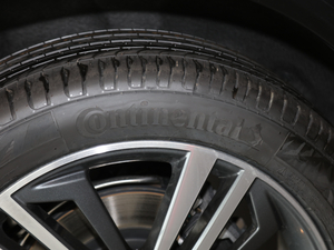 202045 TFSI A\ ݆̥Ʒ