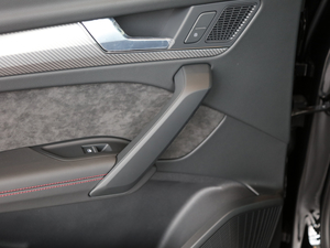 202045 TFSI A\(yn)(dng) g