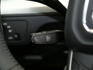 202040 TFSI sMȡ п؅^