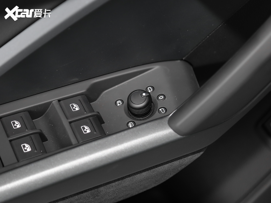 2020WQ3 Sportback 40 TFSI r