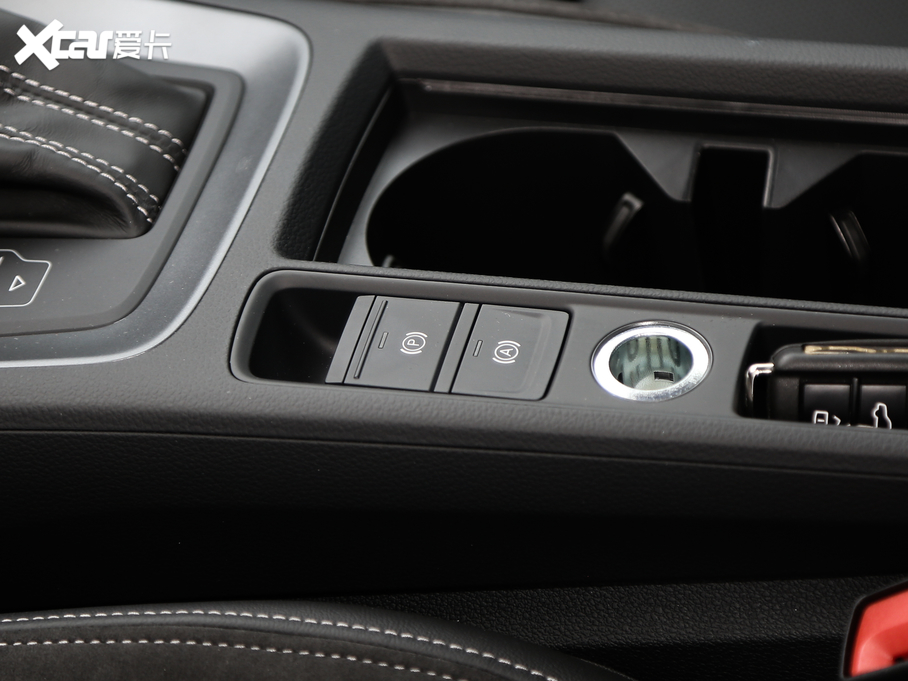 2020��W��Q3 Sportback 45 TFSI quattro ����������