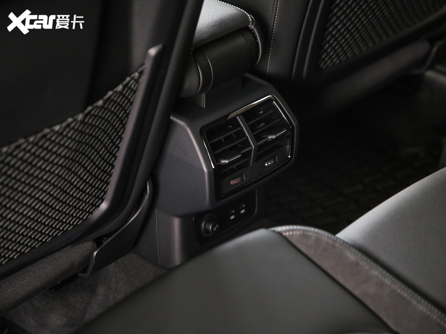 2020WQ3 Sportback 40 TFSI r