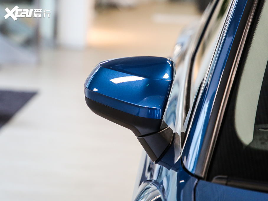 2020WQ3 Sportback 40 TFSI r