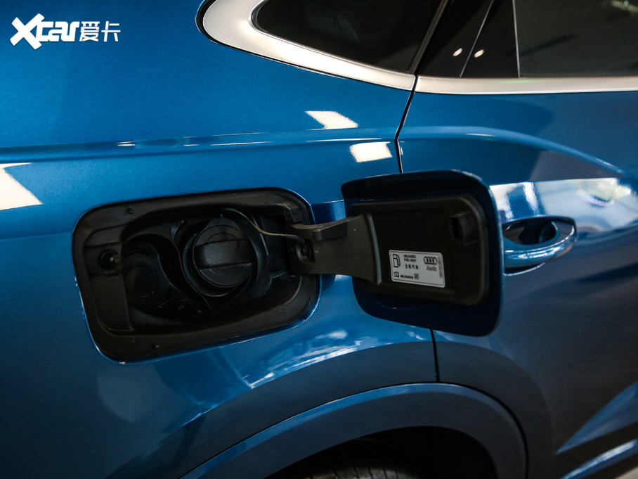 2020WQ3 Sportback 40 TFSI r