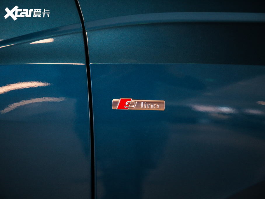 2020WQ3 Sportback 40 TFSI r