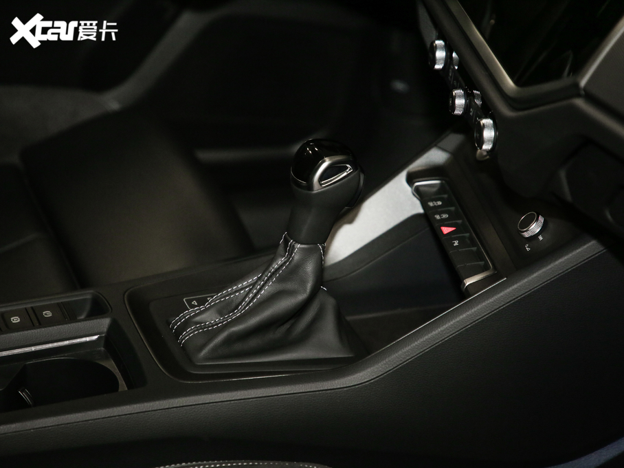 2020WQ3 Sportback 40 TFSI r