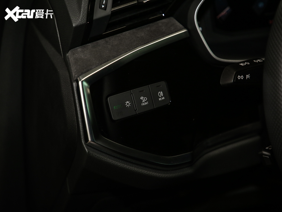 2020?yun)WQ3 Sportback 40 TFSI r(sh)