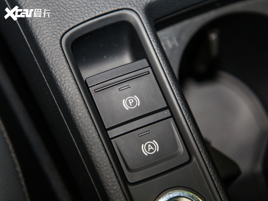 2020WQ3 Sportback 40 TFSI r