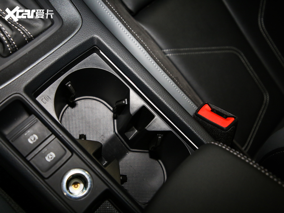 2020WQ3 Sportback 40 TFSI r