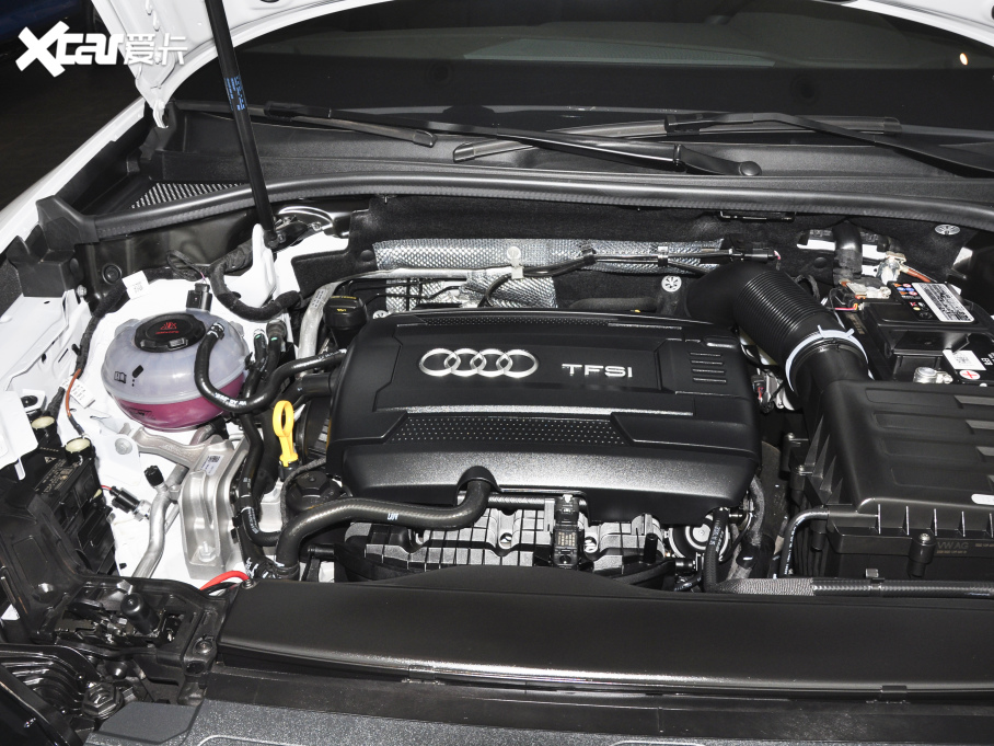 2020��W��Q3 Sportback 45 TFSI quattro �r����