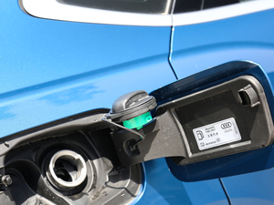 202045 TFSI quattro A ^