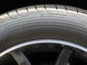 202045 TFSI quattro A ݆̥ߴ