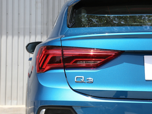 202045 TFSI quattro A ^