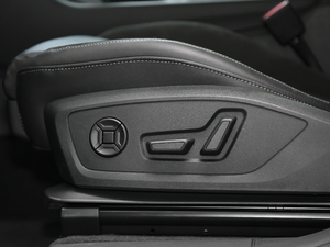 202045 TFSI quattro A {{(dio)(ji)