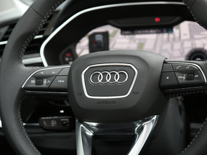 202045 TFSI quattro  п؅^