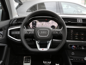 202045 TFSI quattro  P