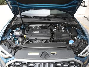 202045 TFSI quattro  lәC