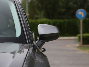 202045 TFSI quattro A ҕR