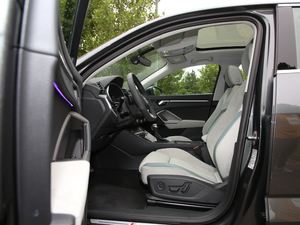 202045 TFSI quattro A ǰſg