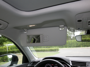 202045 TFSI quattro A ꖰ壨