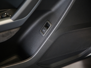 202040 TFSI r(sh) п؅^(q)