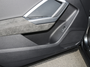 202035 TFSI Mȡ ǰTg