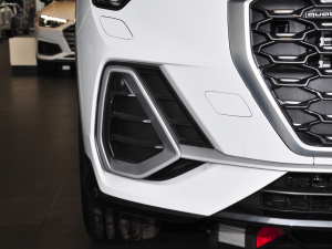 202045 TFSI quattro r (x)(ji)^