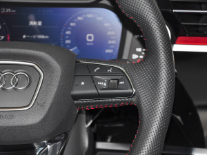 202045 TFSI quattro r п؅^