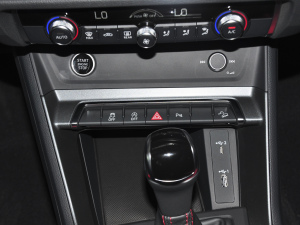 202045 TFSI quattro r п؅^