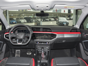 202045 TFSI quattro r п؅^(q)