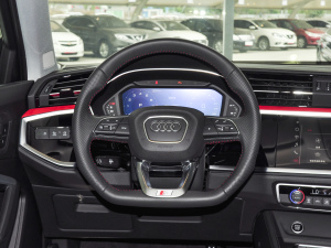 202045 TFSI quattro r п؅^(q)