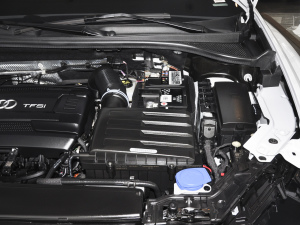 202045 TFSI quattro r 