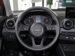 2020款35TFSI 进取动感型 方向盘