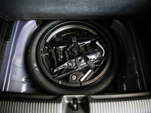 2020款35TFSI 时尚动感型 备胎