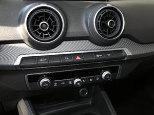 2020款35TFSI 豪华致雅型 中控区