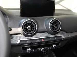 2020款35TFSI 豪华致雅型 中控区