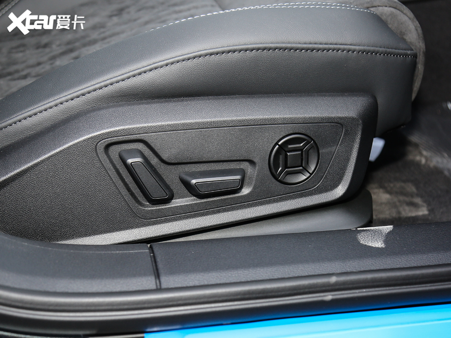 2020?yun)WA6L 55 TFSI quattro (dng)