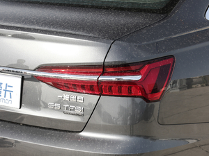 202055 TFSI quattro Ӹ (x)(ji)^