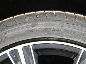 202055 TFSI quattro Ӹ ݆̥ߴ