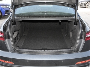 202055 TFSI quattro Ӹ g