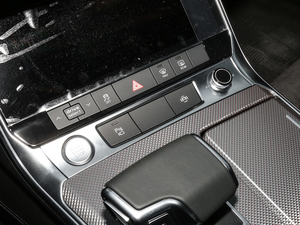 202055 TFSI quattro Ӹ п؅^