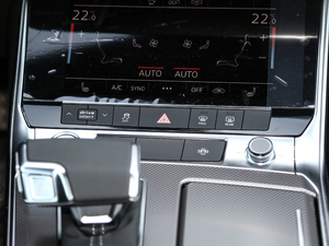 202055 TFSI quattro Ӹ п؅^