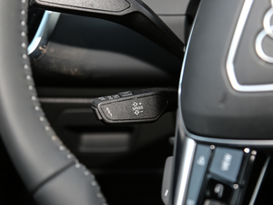 202055 TFSI quattro (dng) п؅^(q)