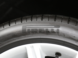 202045 TFSI x(dng) ݆̥Ʒ