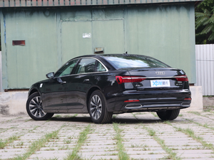 202045 TFSI quattro x 45