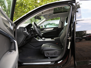 202045 TFSI quattro x ǰſg